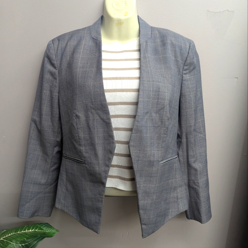 5/$25 Doc & Amelia by Cintas Gray Checkered Open Blazer